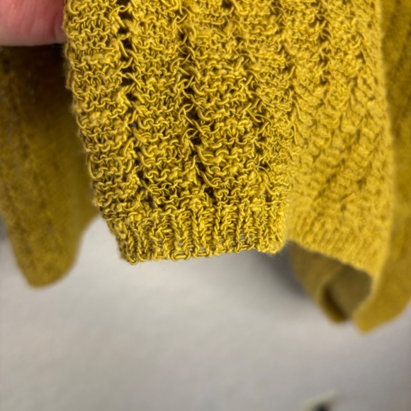 J. Jill Mustard Open Stitch Knit V-Neck Cotton Pull Over Sweater Women's Size M - Picture 8 of 11